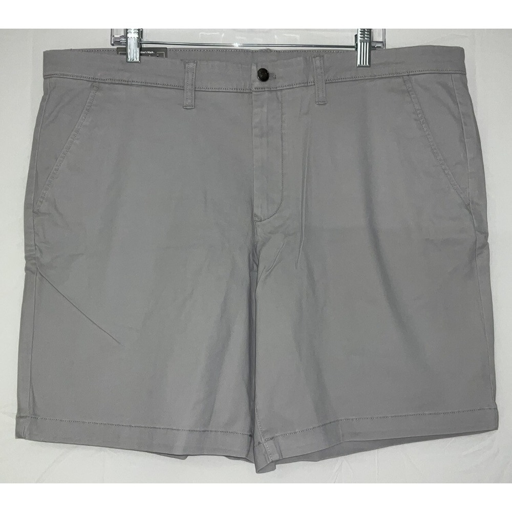 NWT Men's Member's Mark Everyday Flat Front Shorts - Light Gray - Size 40 x 9